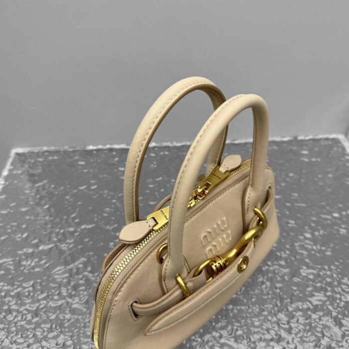 미우미우 아벙츄어 미니 나파 레더 백 베이지 레플리카 미러급 SA급 S급 고퀄리티 최상급 하이엔드 가방 [여성] 10