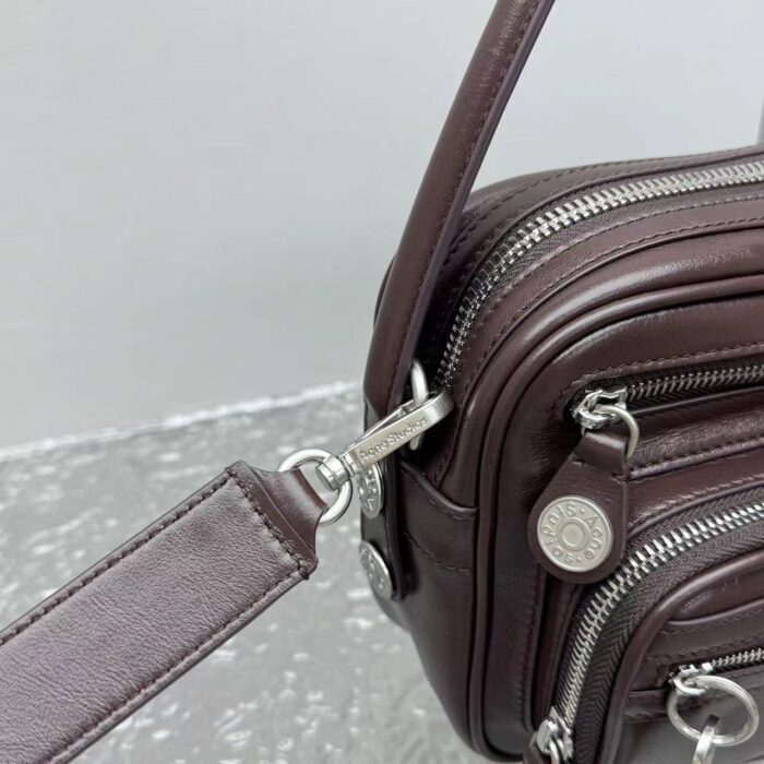 아크네스튜디오 카메로 키트 크로스바디백 초콜릿 브라운 스몰 레플리카 미러급 SA급 S급 고퀄리티 최상급 하이엔드 가방 [여성] 13