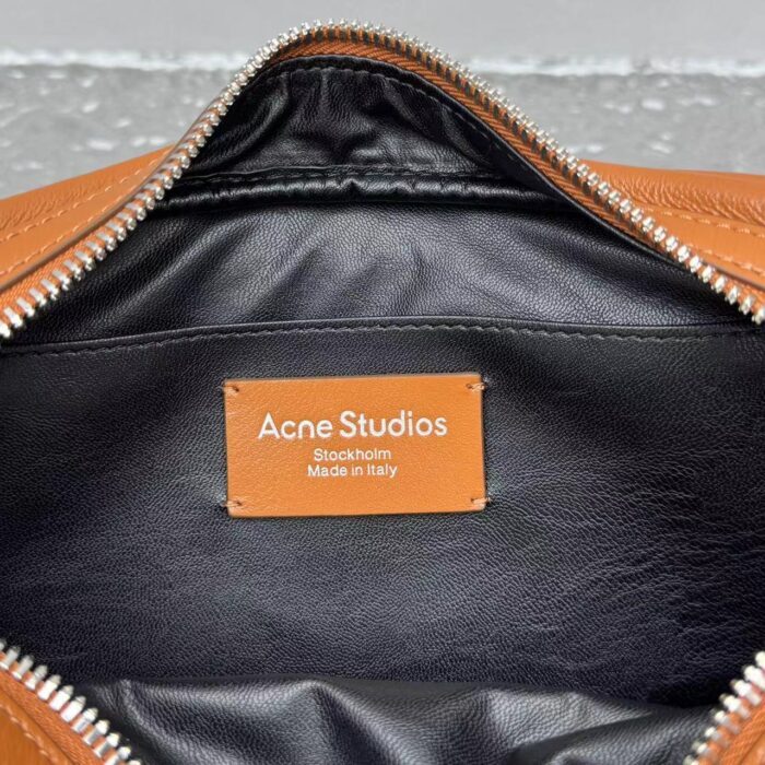 아크네스튜디오 카메로 키트 크로스바디백 꼬냑 스몰 레플리카 미러급 SA급 S급 고퀄리티 최상급 하이엔드 가방 [여성] 18