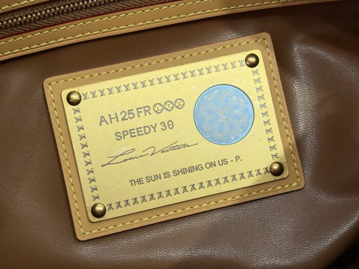 루이비통 스피디 P9 반둘리에 30 M15281 레드 레플리카 미러급 SA급 S급 고퀄리티 최상급 하이엔드 가방 [남성여성공용] 12