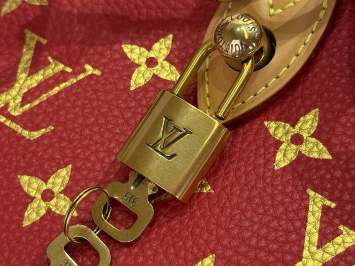 루이비통 스피디 P9 반둘리에 30 M15281 레드 레플리카 미러급 SA급 S급 고퀄리티 최상급 하이엔드 가방 [남성여성공용] 8