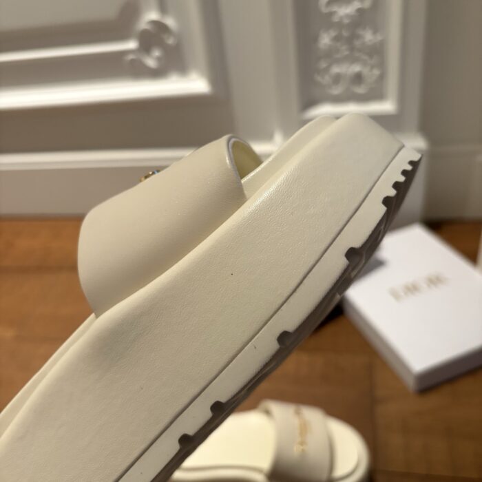 디올 D-Lane 통굽 슬리퍼 화이트 4cm 레플리카 미러급 SA급 S급 고퀄리티 최상급 하이엔드 신발 [여성] 8