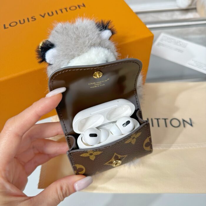 루이비통 LV 큐트 허스키 백 참 모노그램 M03231 레플리카 미러급 SA급 S급 고퀄리티 최상급 하이엔드 악세사리 [남성여성공용] 10