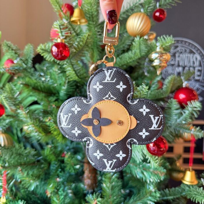 루이비통 비비엔 백 참 블랙 M03823 레플리카 미러급 SA급 S급 고퀄리티 최상급 하이엔드 악세사리 [남성여성공용] 5