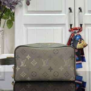 루이비통 도프 키트 카키 M26963 레플리카 미러급 SA급 S급 고퀄리티 최상급 하이엔드 가방 [남성여성공용]