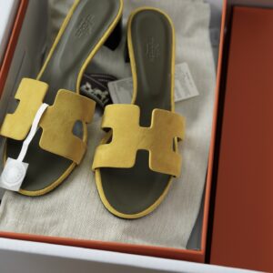 에르메스 오아시스 샌들 뮬 슬리퍼 스웨이드 옐로우 5cm 레플리카 미러급 SA급 S급 고퀄리티 최상급 하이엔드 신발 [여성]