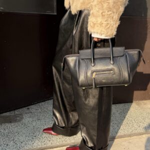 셀린느 스몰 뉴 러기지 서플 샤이니 램스킨 124213 블랙 레플리카 미러급 SA급 S급 고퀄리티 최상급 하이엔드 가방 [여성]