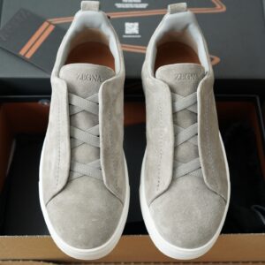 제냐 트리플 스티치 TM 스니커즈 리이트 그레이 스웨이드 남성용 레플리카 미러급 SA급 S급 고퀄리티 최상급 하이엔드 신발 [남성]