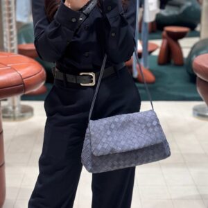 보테가베네타 스웨이드 더스트백 블루 857657 레플리카 미러급 SA급 S급 고퀄리티 최상급 하이엔드 가방 [여성]