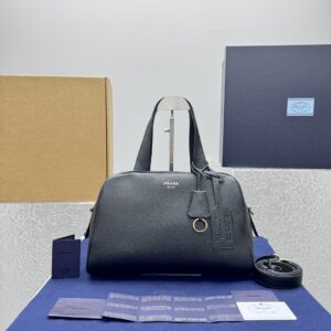 프라다 소프트 Lux 볼링백 숄더백 블랙 레플리카 미러급 SA급 S급 고퀄리티 최상급 하이엔드 가방 [여성]