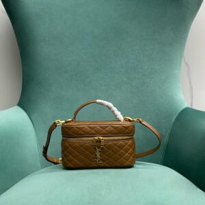 생로랑 램스킨 소재의 GABY 베니티 백 미니 766731 브라운 레플리카 미러급 SA급 S급 고퀄리티 최상급 하이엔드 가방 [여성]