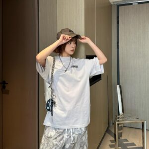 발렌시아가 마스킹 테이프 티셔츠 미디움 핏 더티 화이트 반팔티 레플리카 미러급 SA급 S급 고퀄리티 하이엔드 최상급 의류 [남성여성공용]