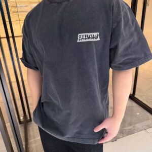 발렌시아가 마스킹 테이프 티셔츠 미디움 핏 페이디드 블랙 반팔티 레플리카 미러급 SA급 S급 고퀄리티 하이엔드 최상급 의류 [남성여성공용]