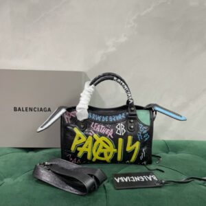 발렌시아가 르 시티 스몰 백 파리스 멀티 컬러 그래피티 블랙 레플리카 미러급 SA급 S급 고퀄리티 최상급 하이엔드 가방 [여성]