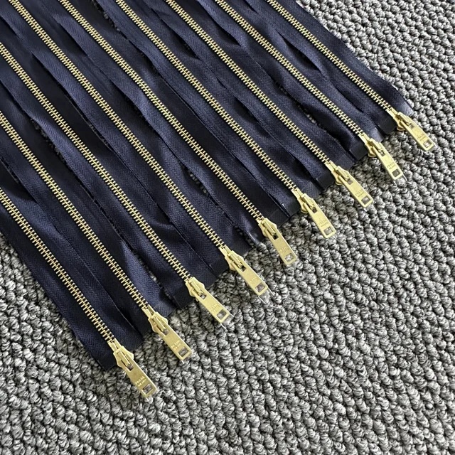 프라다 리나일론 봄버 자켓 블루 P00958165 레플리카 미러급 SA급 S급 고퀄리티 하이엔드 최상급 의류 [남성여성공용] 40