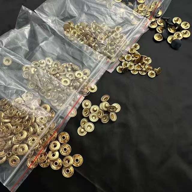 프라다 리나일론 봄버 자켓 블루 P00958165 레플리카 미러급 SA급 S급 고퀄리티 하이엔드 최상급 의류 [남성여성공용] 48