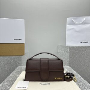 자크뮈스 밤비노 크로스바디 플랩백 다크 브라운 라지 금장 레더 레플리카 미러급 SA급 S급 고퀄리티 최상급 하이엔드 가방 [여성]
