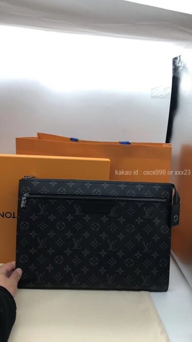 2026.03.24_[은ㅇㅇ 고객님 주문제품 검수사진] 루이비통 클러치 레플리카 미러급 SA급 S급 고퀄리티 하이엔드 최상급 이미테이션  2