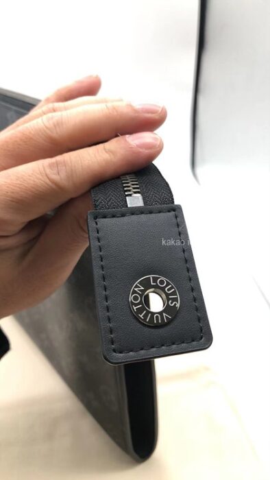 2026.03.24_[은ㅇㅇ 고객님 주문제품 검수사진] 루이비통 클러치 레플리카 미러급 SA급 S급 고퀄리티 하이엔드 최상급 이미테이션  8