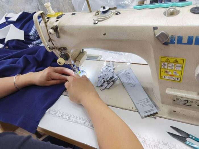 디올 은방울꽃 자수 폴로 셔츠 / 반팔티 / 카라티 네이비 593M810A7024 레플리카 미러급 SA급 S급 고퀄리티 하이엔드 최상급 의류 [남성여성공용] 3