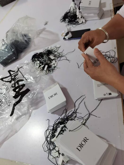 디올 은방울꽃 자수 폴로 셔츠 / 반팔티 / 카라티 네이비 593M810A7024 레플리카 미러급 SA급 S급 고퀄리티 하이엔드 최상급 의류 [남성여성공용] 10