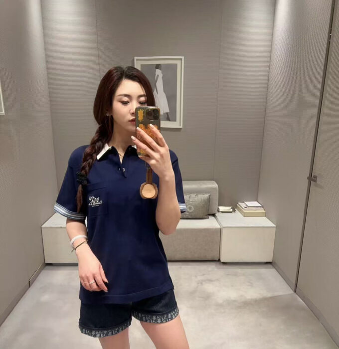 디올 은방울꽃 자수 폴로 셔츠 / 반팔티 / 카라티 네이비 593M810A7024 레플리카 미러급 SA급 S급 고퀄리티 하이엔드 최상급 의류 [남성여성공용] 2