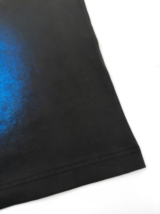아크네스튜디오 블루 그라데이션 홀로그램 로고 반팔티 블랙 레플리카 미러급 SA급 S급 고퀄리티 하이엔드 최상급 의류 [남성여성공용] 8
