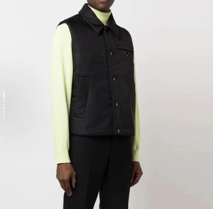 프라다 패딩 리나일론 베스트 블랙 조끼 레플리카 미러급 SA급 S급 고퀄리티 하이엔드 최상급 의류 [남성여성공용] 11