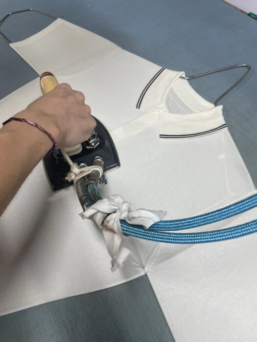 프라다 실크 반팔 폴로티 / 반팔티 / 카라티 화이트 레플리카 미러급 SA급 S급 고퀄리티 하이엔드 최상급 의류 [남성여성공용] 6