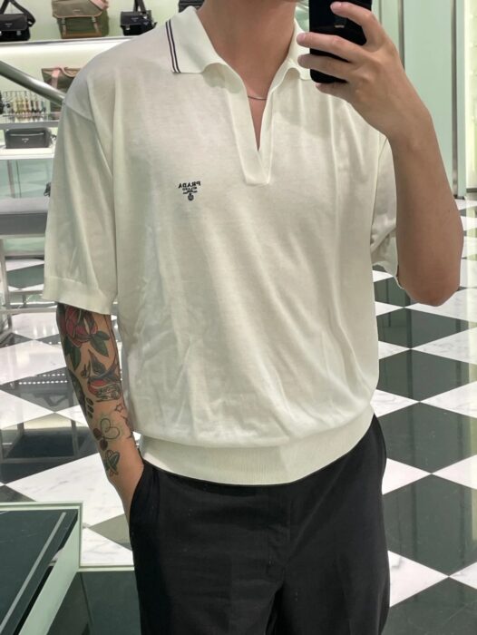 프라다 실크 반팔 폴로티 / 반팔티 / 카라티 화이트 레플리카 미러급 SA급 S급 고퀄리티 하이엔드 최상급 의류 [남성여성공용]