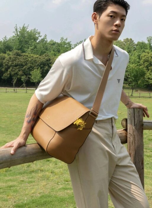 프라다 실크 반팔 폴로티 / 반팔티 / 카라티 화이트 레플리카 미러급 SA급 S급 고퀄리티 하이엔드 최상급 의류 [남성여성공용] 18