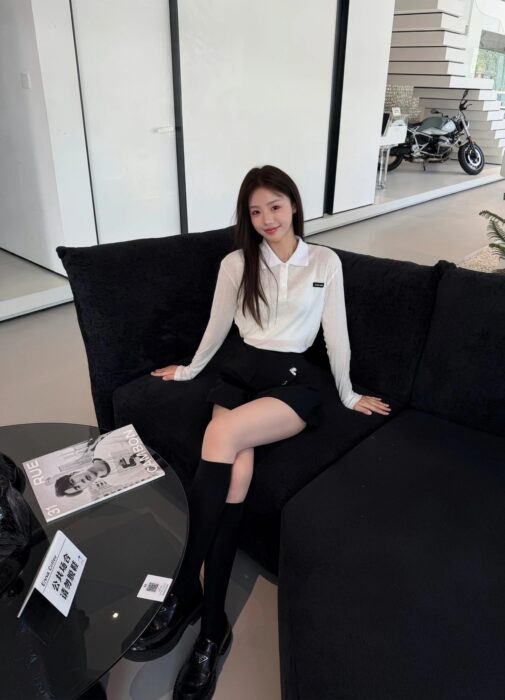 미우미우 얇은 폴로티 / 긴팔티 / 저지 폴로 2컬러 레플리카 미러급 SA급 S급 고퀄리티 하이엔드 최상급 의류 [여성] 9