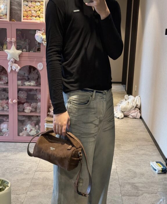 미우미우 얇은 폴로티 / 긴팔티 / 저지 폴로 2컬러 레플리카 미러급 SA급 S급 고퀄리티 하이엔드 최상급 의류 [여성] 19