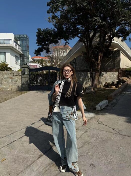 크롬하츠 표문 별 청바지 라이트 그레이 레플리카 미러급 SA급 S급 고퀄리티 하이엔드 최상급 의류 [남성여성공용] 2