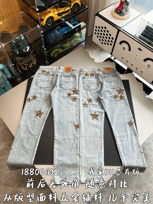 크롬하츠 표문 별 청바지 라이트 그레이 레플리카 미러급 SA급 S급 고퀄리티 하이엔드 최상급 의류 [남성여성공용] 3