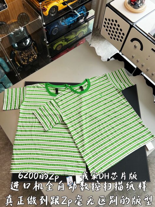 크롬하츠 십자가 스트라이프 반팔티 그린 레플리카 미러급 SA급 S급 고퀄리티 하이엔드 최상급 의류 [남성여성공용] 5