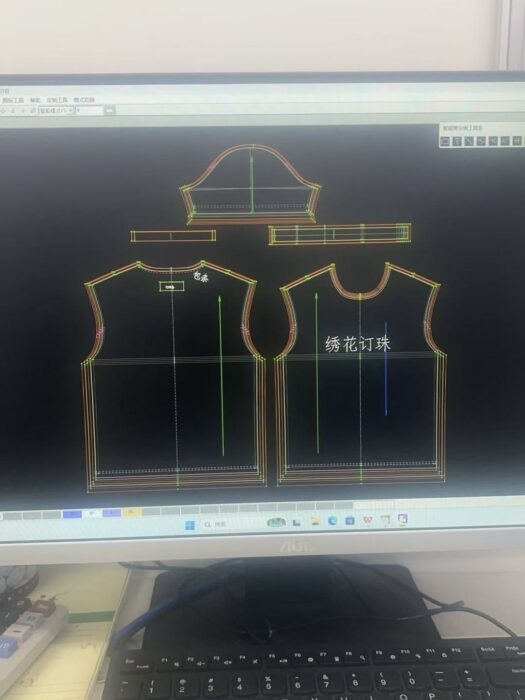 루이비통 구슬 모노그램 자수 반팔티 블랙 레플리카 미러급 SA급 S급 고퀄리티 하이엔드 최상급 의류 [남성여성공용] 3