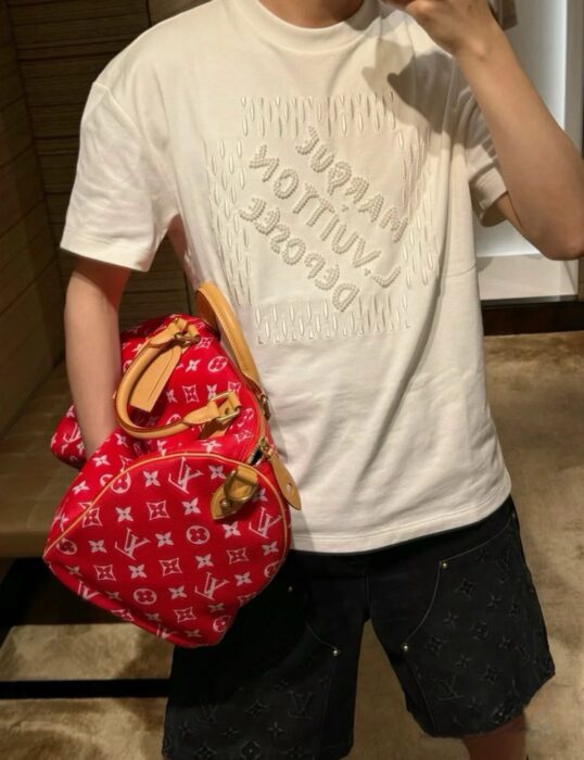 루이비통 구슬 모노그램 자수 반팔티 화이트 레플리카 미러급 SA급 S급 고퀄리티 하이엔드 최상급 의류 [남성여성공용]