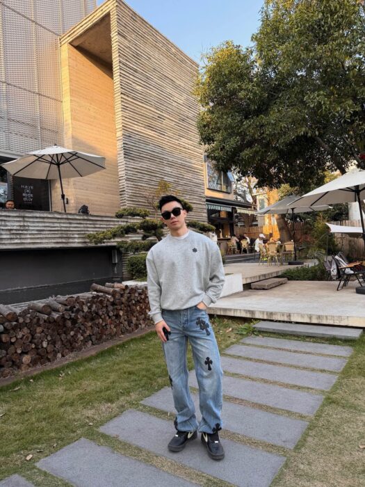 크롬하츠 블랙 십자가 워싱 청바지 라이트 블루 레플리카 미러급 SA급 S급 고퀄리티 하이엔드 최상급 의류 [남성여성공용]