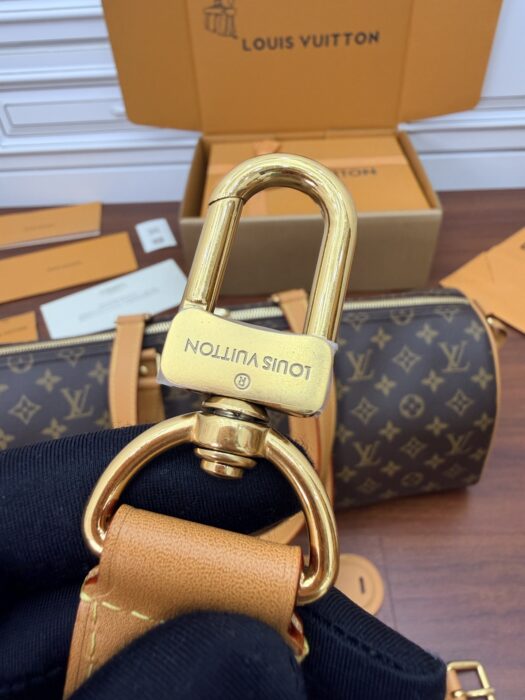 루이비통 니들 백 M28116 레플리카 미러급 SA급 S급 고퀄리티 최상급 하이엔드 가방 [남성여성공용] 12