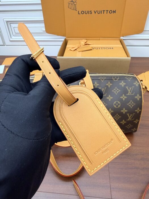 루이비통 니들 백 M28116 레플리카 미러급 SA급 S급 고퀄리티 최상급 하이엔드 가방 [남성여성공용] 15