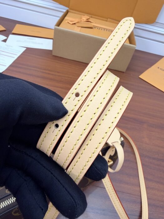 루이비통 스콰이어 이스트 웨스트 M28953 레플리카 미러급 SA급 S급 고퀄리티 최상급 하이엔드 가방 [여성] 9