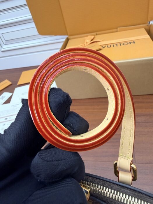 루이비통 스콰이어 이스트 웨스트 M28951 레플리카 미러급 SA급 S급 고퀄리티 최상급 하이엔드 가방 [여성] 8