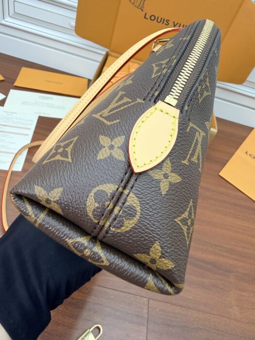 루이비통 스콰이어 이스트 웨스트 M28951 레플리카 미러급 SA급 S급 고퀄리티 최상급 하이엔드 가방 [여성] 5