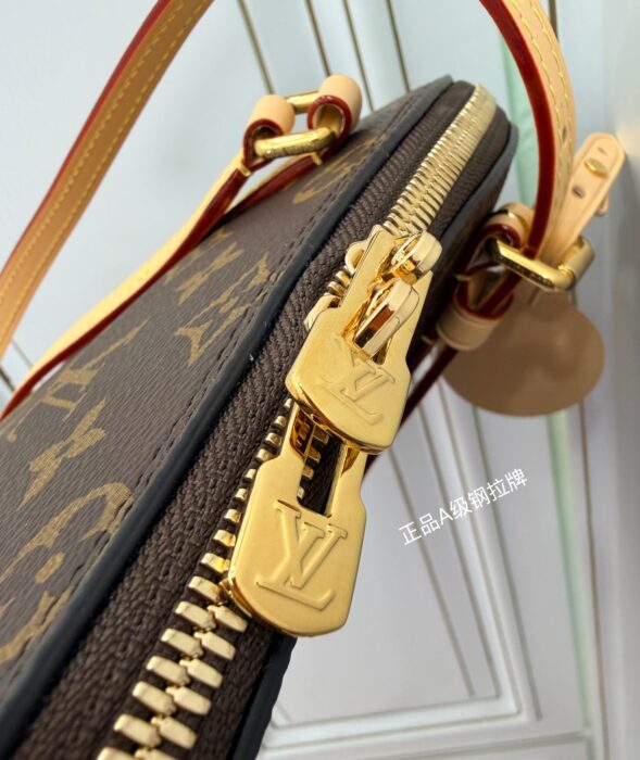루이비통 스콰이어 이스트 웨스트 M28951 레플리카 미러급 SA급 S급 고퀄리티 최상급 하이엔드 가방 [여성] 6