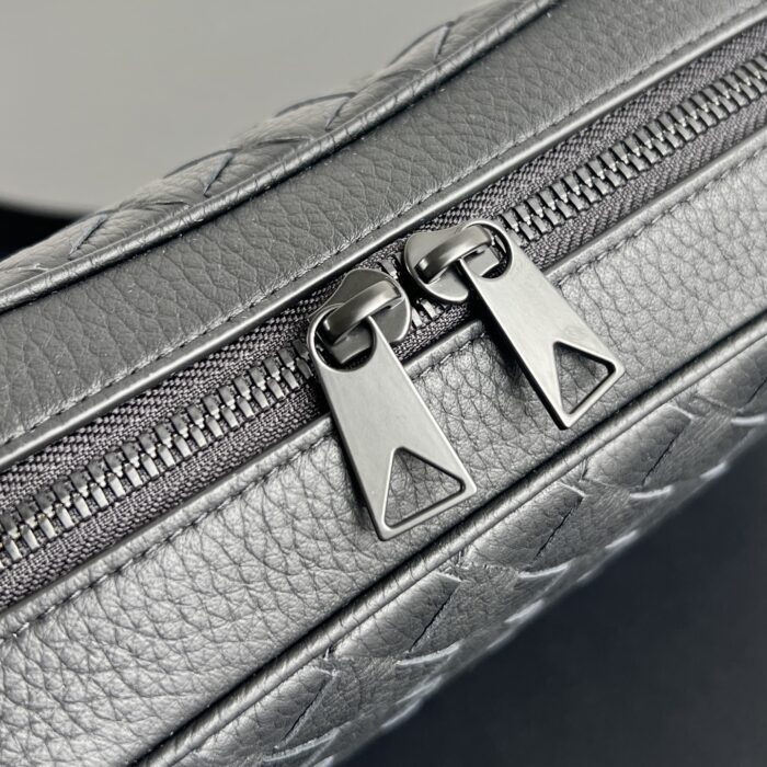 보테가베네타 스몰 인트레치아토 카메라 백 755923 블랙 잔짜임 스트랩 레플리카 미러급 SA급 S급 고퀄리티 최상급 하이엔드 가방 [남성여성공용] 7