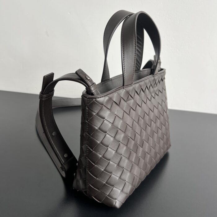 보테가베네타 미니 인트레치아토 지퍼 토트 백 855504 폰단트 레플리카 미러급 SA급 S급 고퀄리티 최상급 하이엔드 가방 [남성여성공용] 3