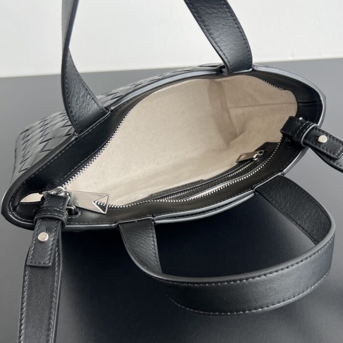 보테가베네타 미니 인트레치아토 지퍼 토트 백 855504 블랙 레플리카 미러급 SA급 S급 고퀄리티 최상급 하이엔드 가방 [남성여성공용] 3