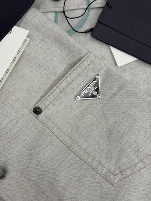 프라다 포켓 삼각로고 워싱 긴팔 셔츠 레플리카 미러급 SA급 S급 고퀄리티 하이엔드 최상급 의류 [남성여성공용] 2