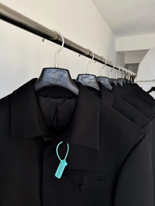 루이비통 캐쥬얼 뒷면 진주 모노그램 양복 상의 자켓 블랙 레플리카 미러급 SA급 S급 고퀄리티 하이엔드 최상급 의류 [남성여성공용] 3